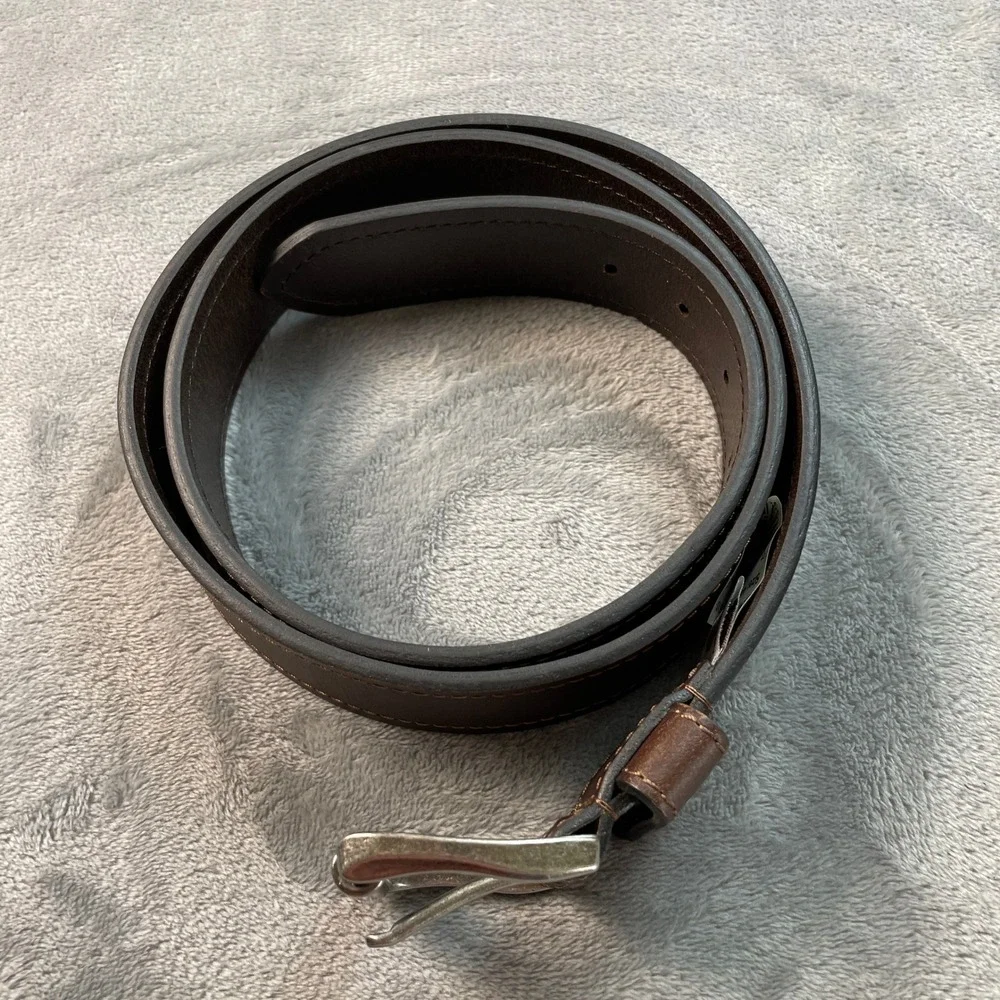 Carhartt Men's Brown Full Grain Leather Belt 44 WB5511-M Workwear Buckle
